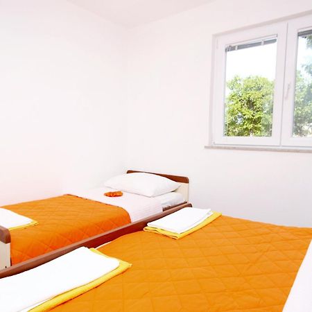 Apartments With A Parking Space Seline, Paklenica - 6603 Starigrad Paklenica Chambre photo